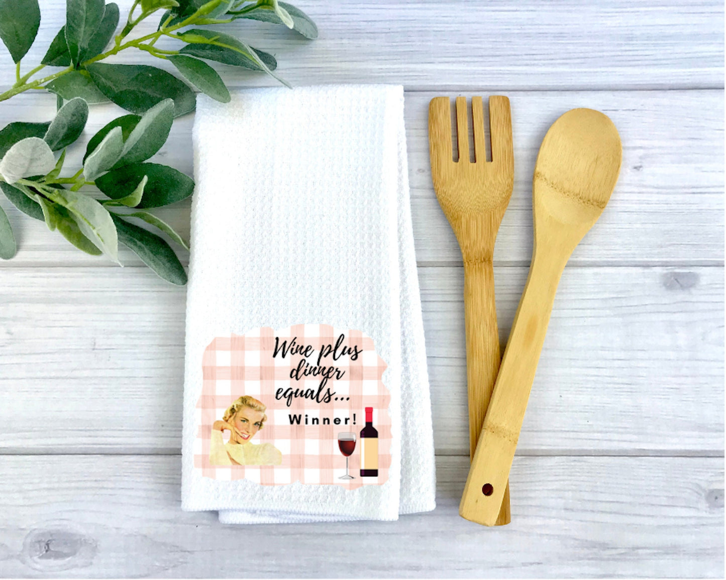 FUNNY RETRO HOUSEWIFE Wine Towels Set of three, Vintage Towels, Funny kitchen Towels | Suzife Creations